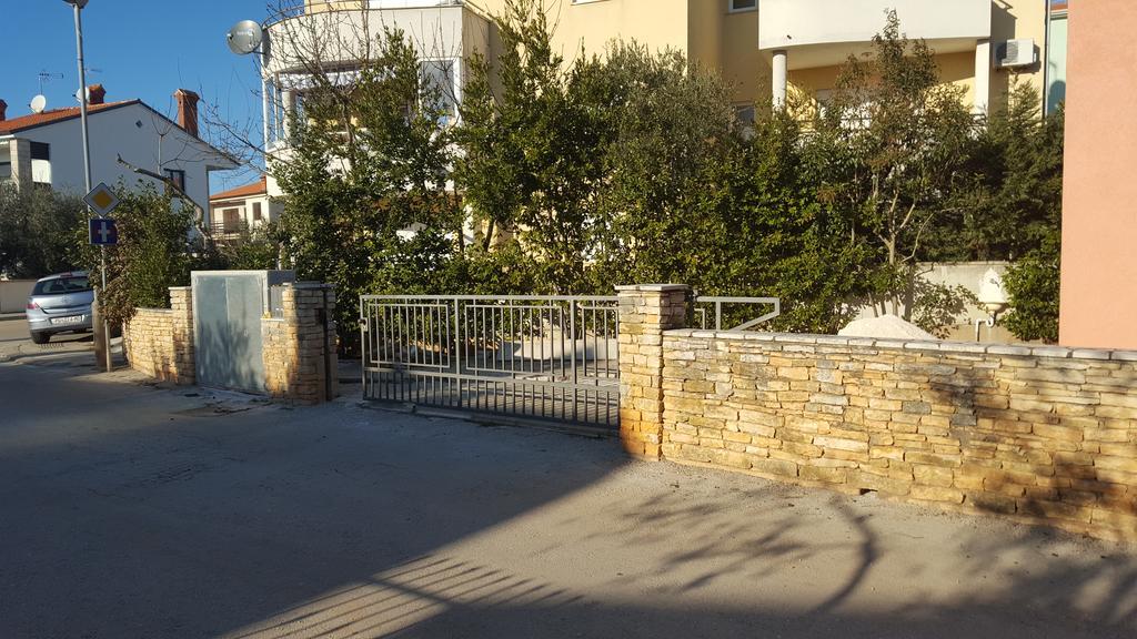 Apartment Koruna 메덜린 외부 사진