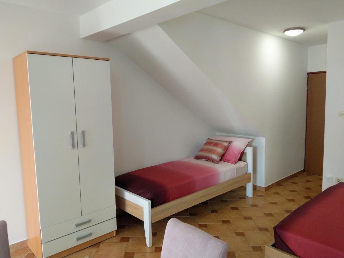 Apartment Koruna 메덜린 외부 사진